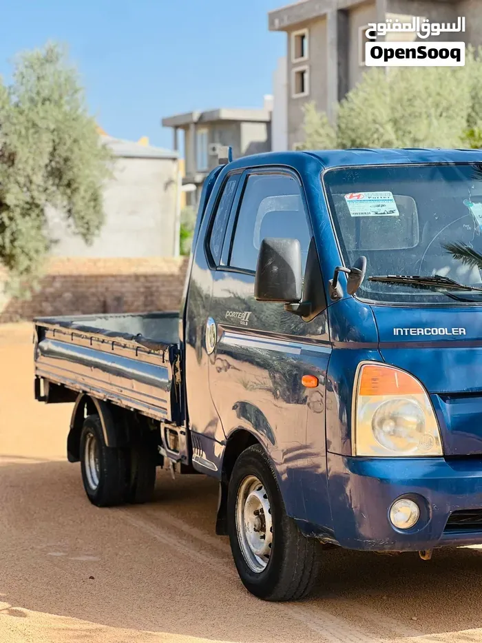 Hyundai H 100