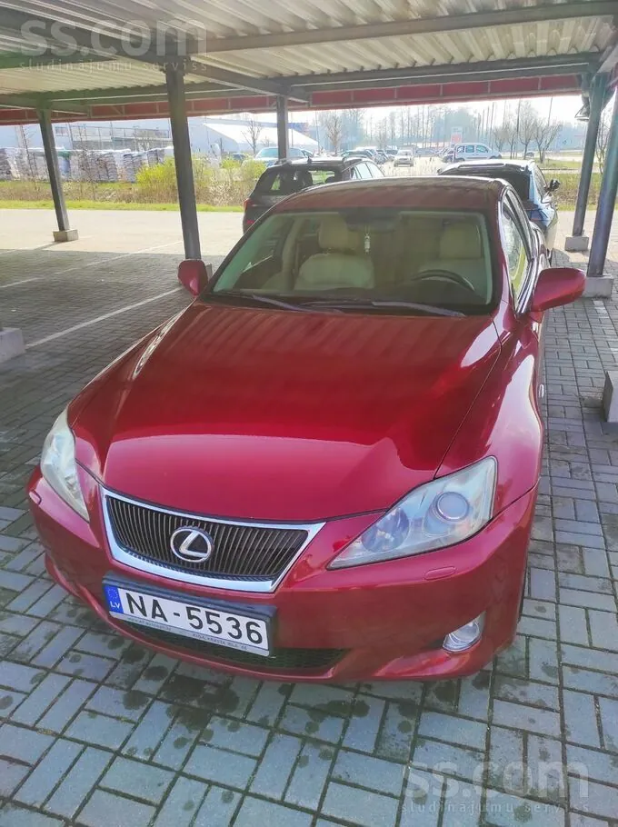 Lexus Is