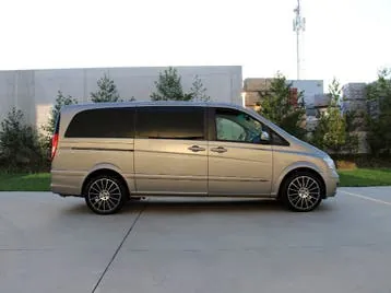 Mercedes-Benz Viano 2012 photo 3