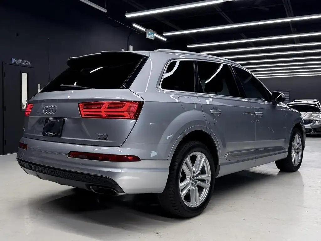 Audi Q7 2017 photo 4