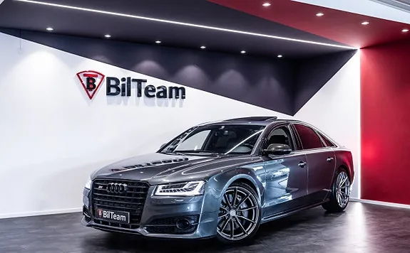 Audi A8 2017 photo 2