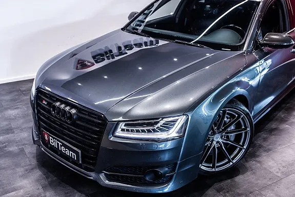 Audi A8 2017 photo 4