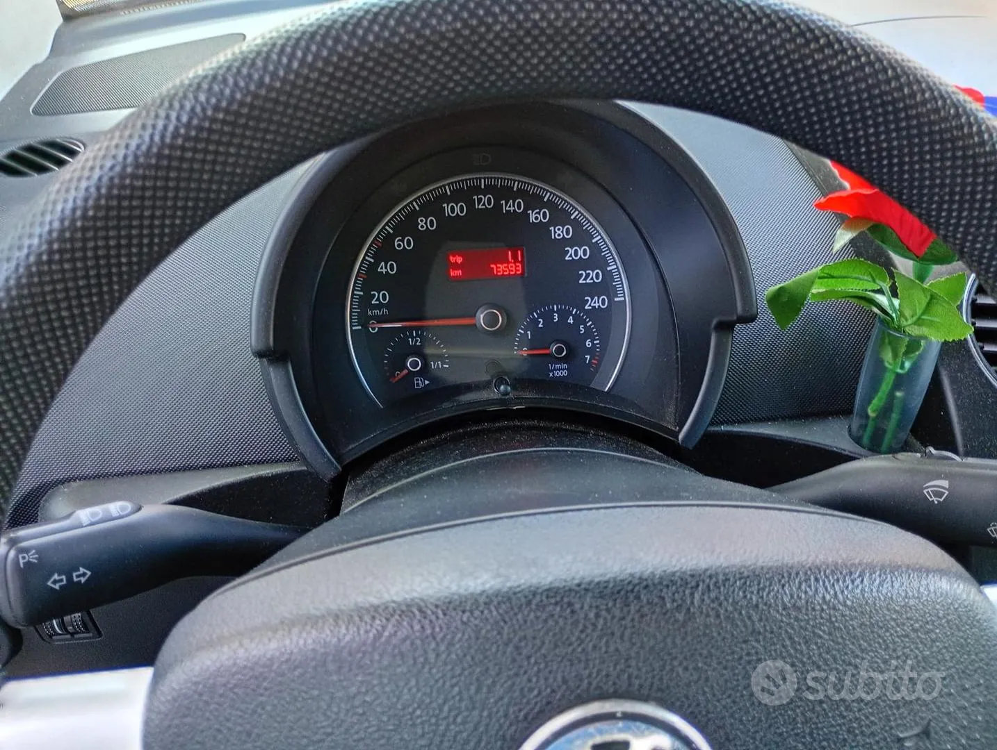 Volkswagen Beetle 2006 photo 4