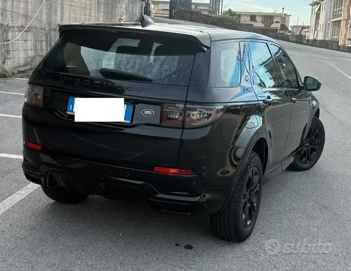 Land Rover Discovery Sport 2022 photo 4