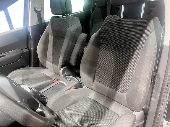 Peugeot 5008 2013 photo 4