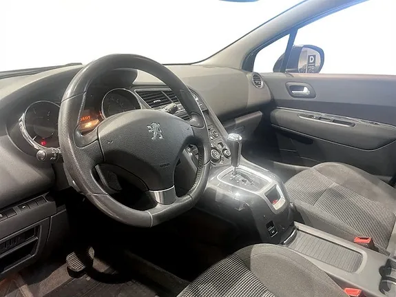 Peugeot 5008 2013 photo 3