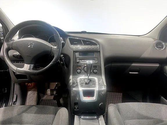 Peugeot 5008 2013 photo 5