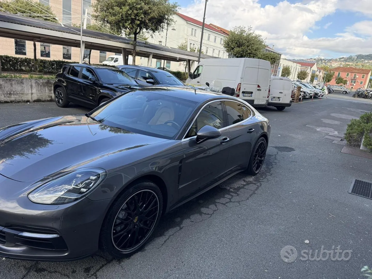 Porsche Panamera 2018 photo 4