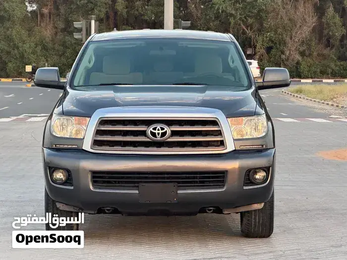 Toyota Sequoia