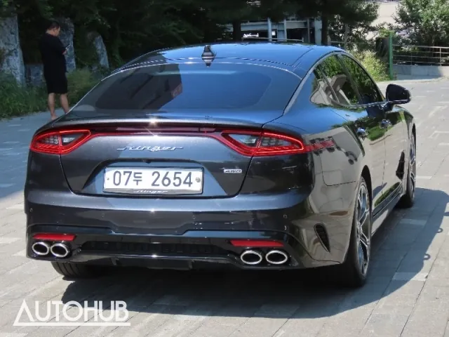 Kia Stinger 2017 photo 3