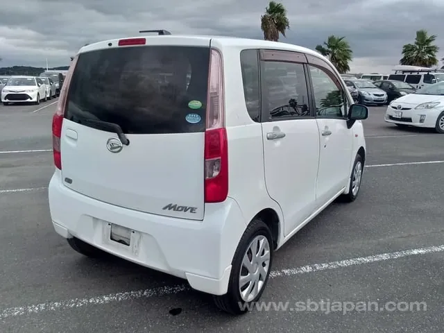 Daihatsu Move L 2012 photo 4