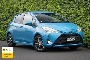 Toyota Vitz 2017 photo 2