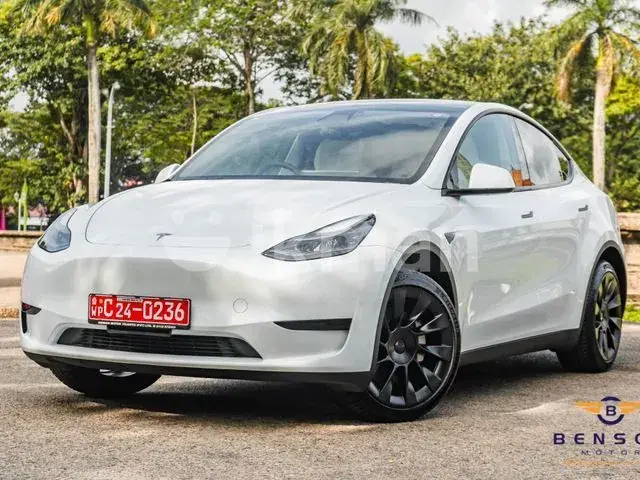 Tesla Model Y 2024 photo 5