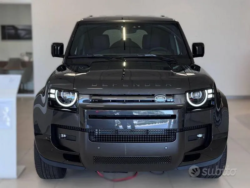 Land Rover Defender 2026 photo 2