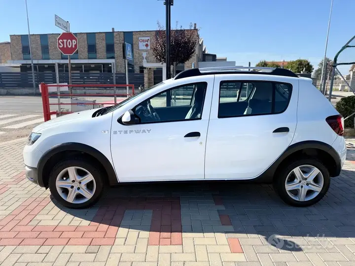 Dacia Sandero Stepway 2016 photo 4