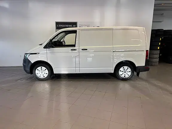 Volkswagen Transporter 2022 photo 2