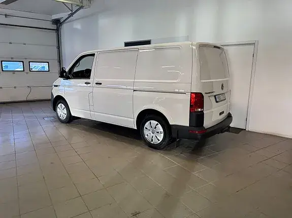 Volkswagen Transporter 2022 photo 3