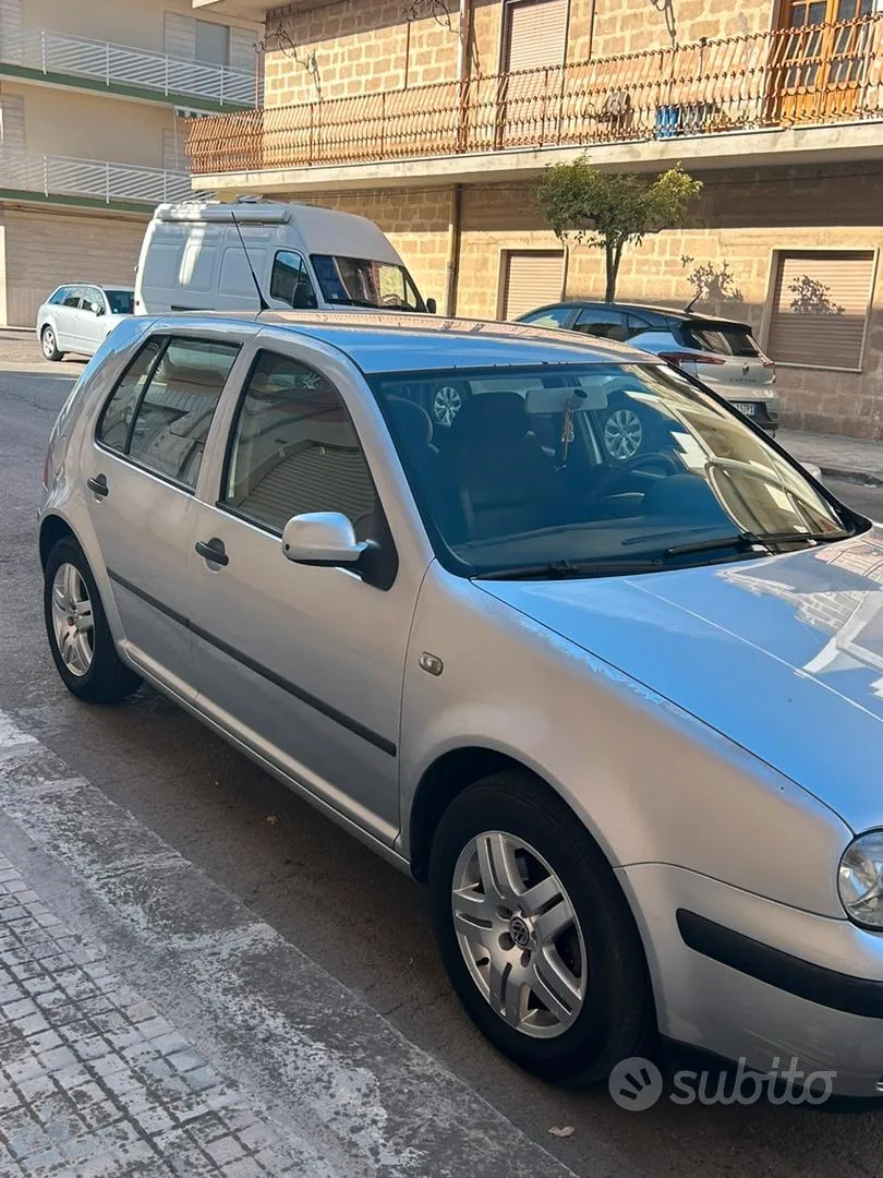 Volkswagen Golf 2002 photo 4