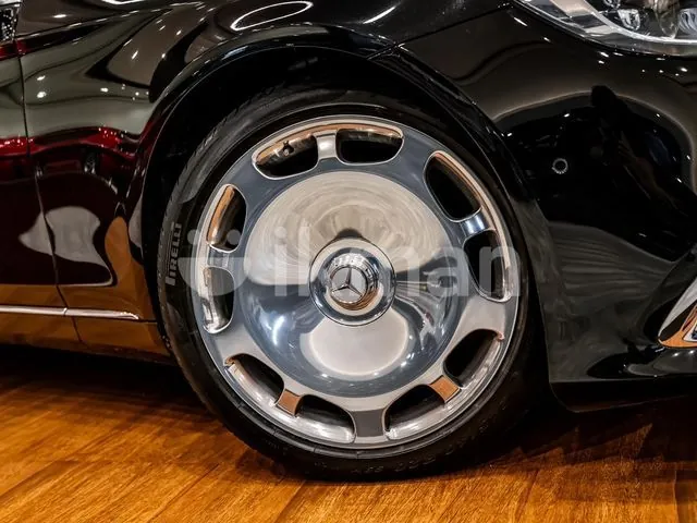 Mercedes-Benz S560 2019 photo 4