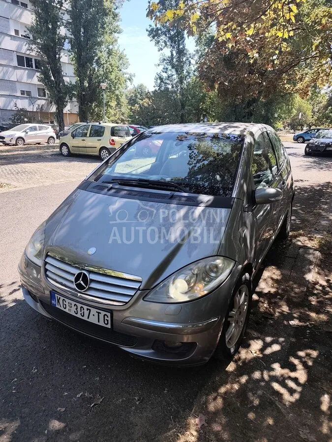 Mercedes-Benz A 180 2005 photo 2
