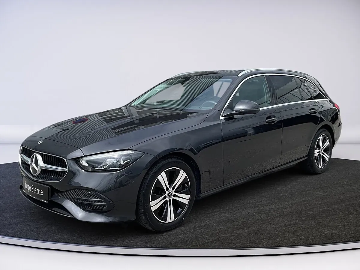 Mercedes-Benz C-Class 2025 photo 2