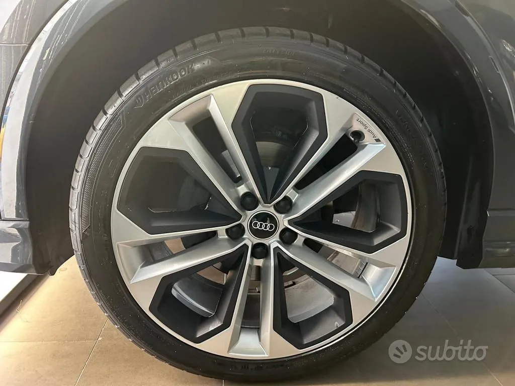 Audi Q3 2021 photo 5