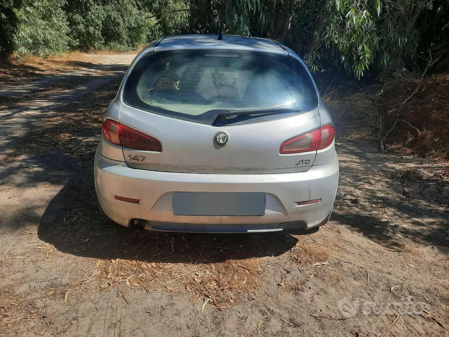 Alfa Romeo 147 2005 photo 2
