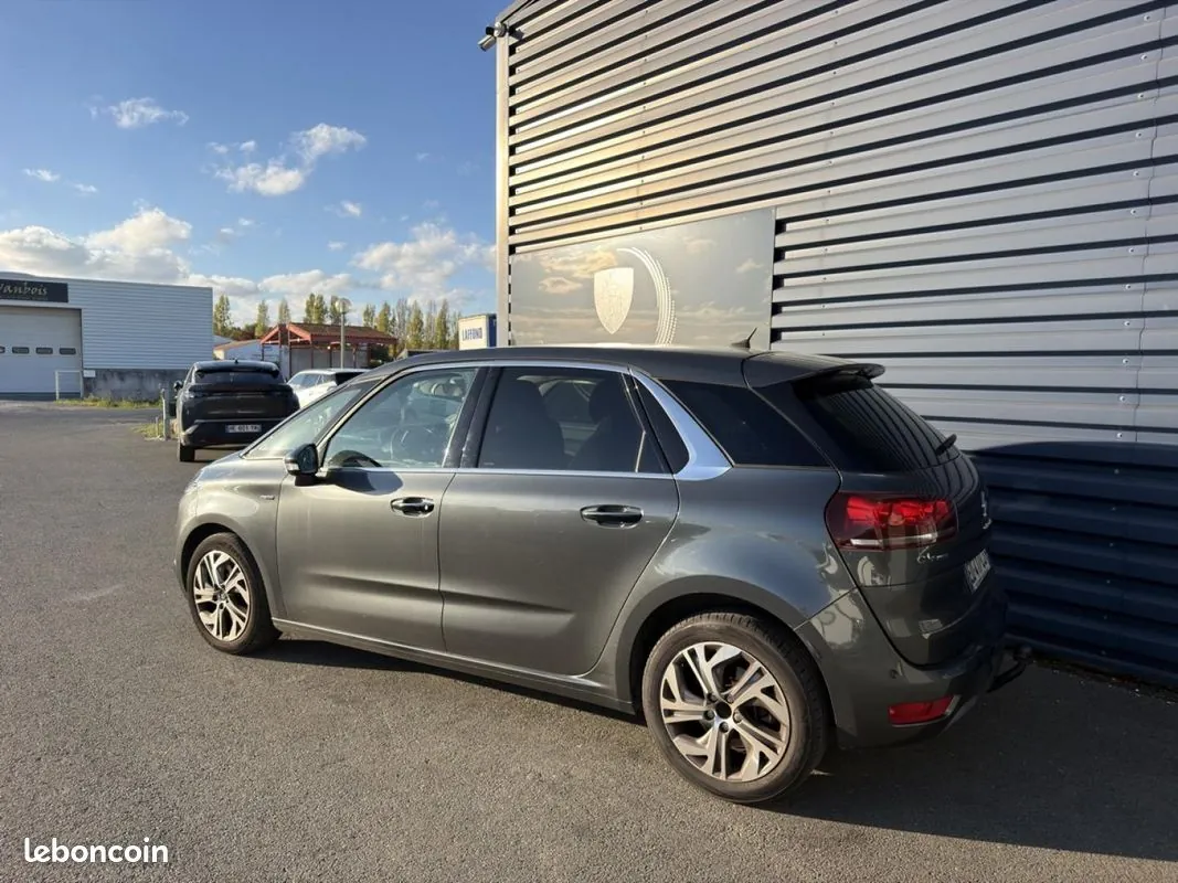 Citroen C4 Picasso 2016 photo 3