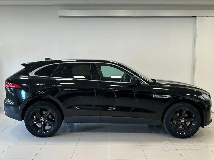 Jaguar F-Pace 2021 photo 5