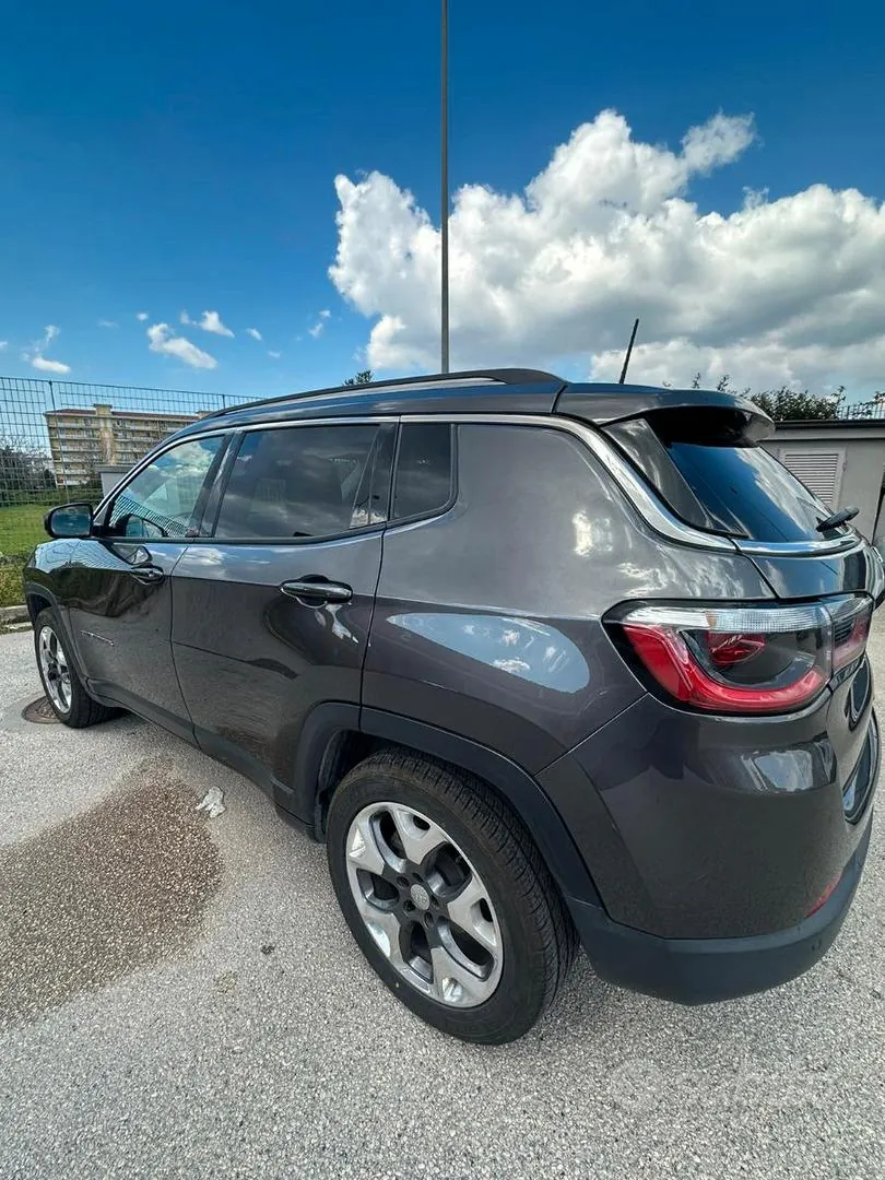 Jeep Compass 2018 photo 2