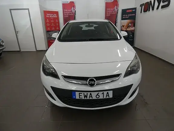 Opel Astra 2015 photo 2