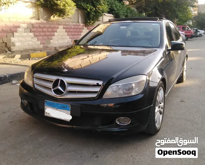 Mercedes-Benz C-Class 2010 photo 2