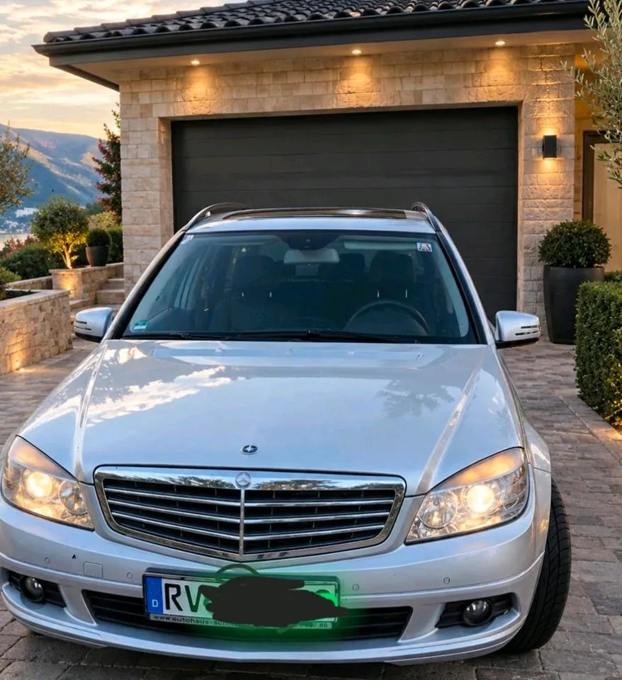 Mercedes-Benz C200