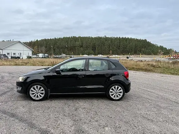 Volkswagen Polo 2010 photo 2