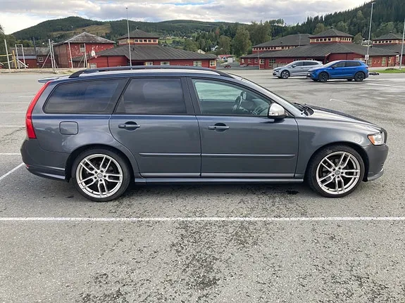 Volvo V50 2011 photo 3