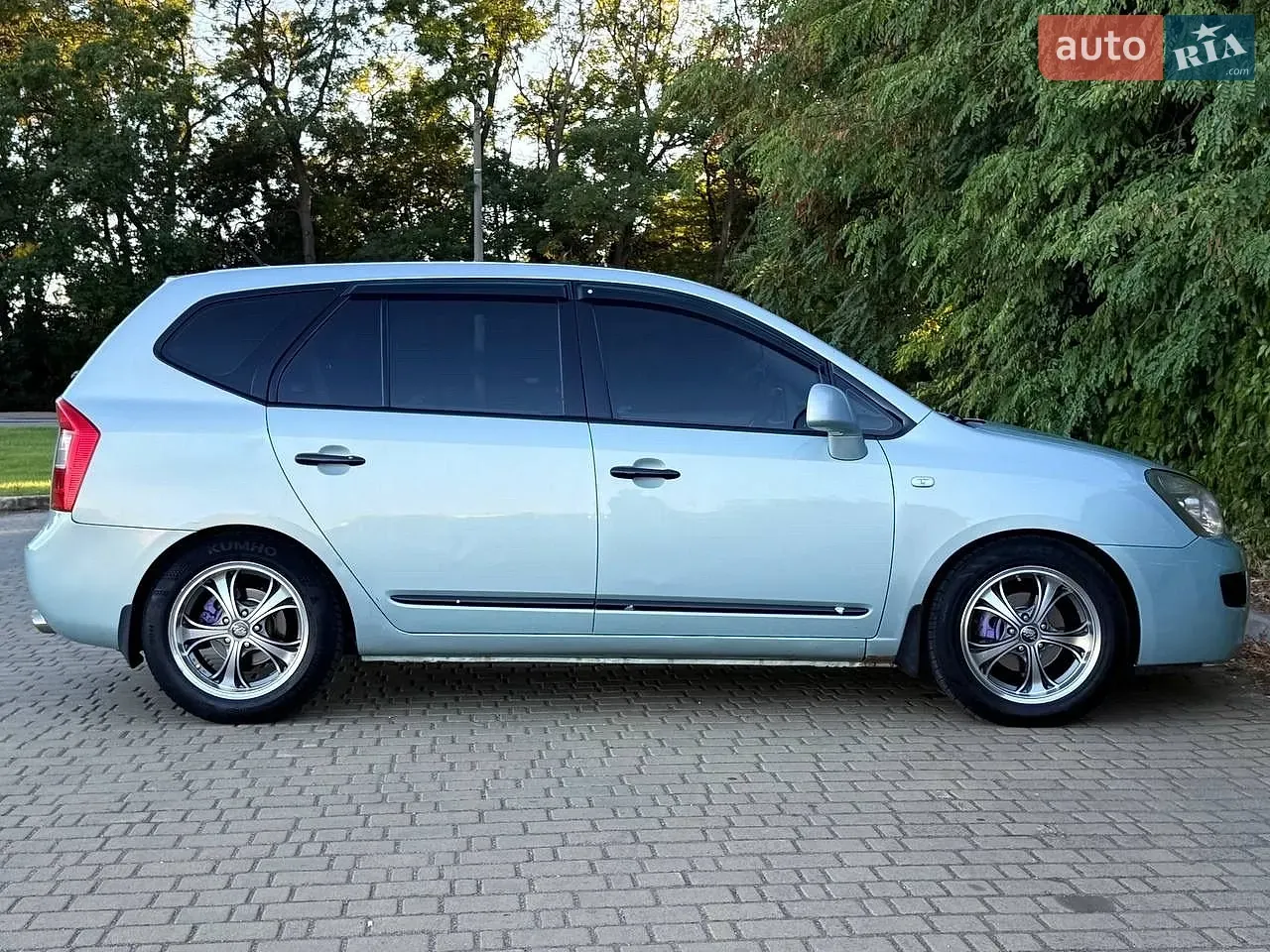 Kia Carens 2007 photo 4