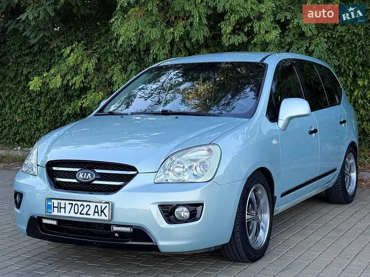 Kia Carens 2007 photo 2