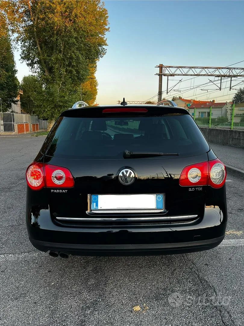 Volkswagen Passat 2010 photo 2