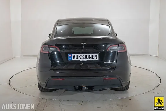 Tesla Model Y 2023 photo 5
