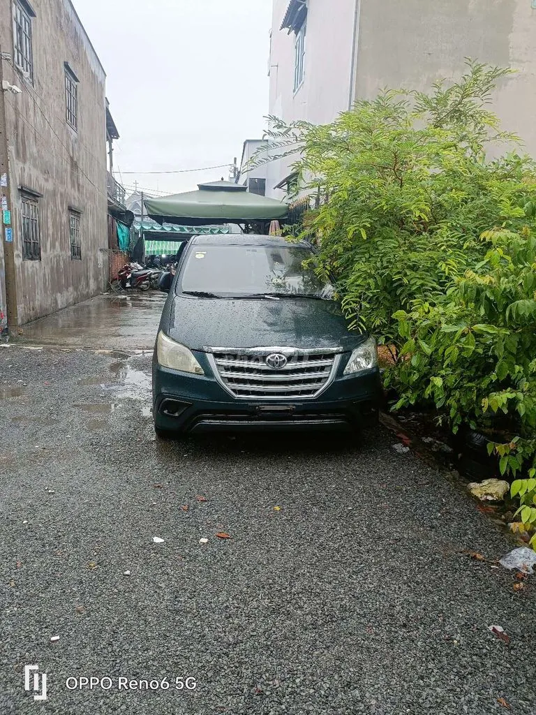 Toyota Innova 2015 photo 2