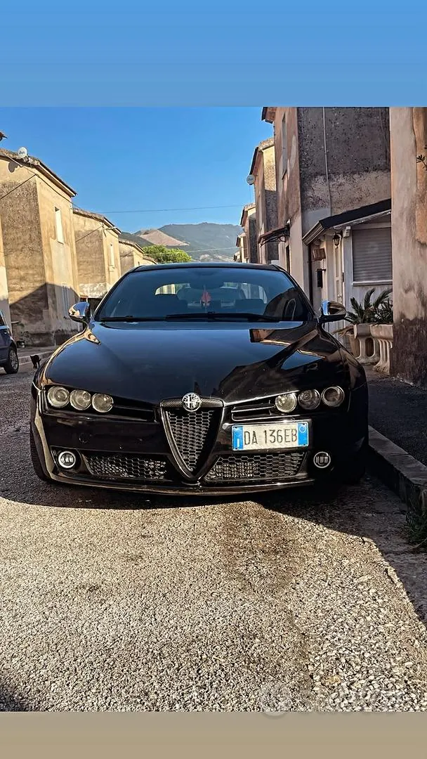 Alfa Romeo 159 2006 photo 5