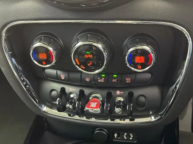 Mini Cooper D 2017 photo 4