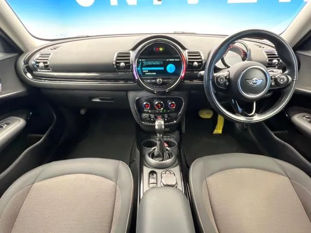 Mini Cooper D 2017 photo 2