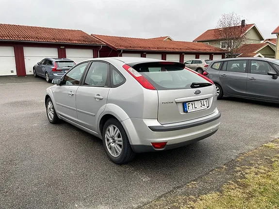 Ford Focus 2008 photo 4