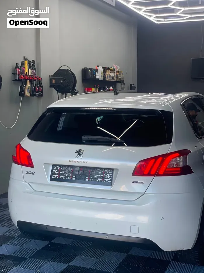 Peugeot 308 2012 photo 5