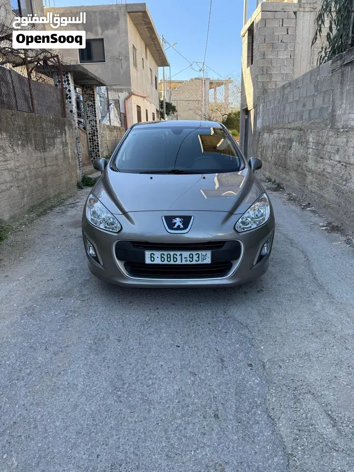 Peugeot 308 2012 photo 4