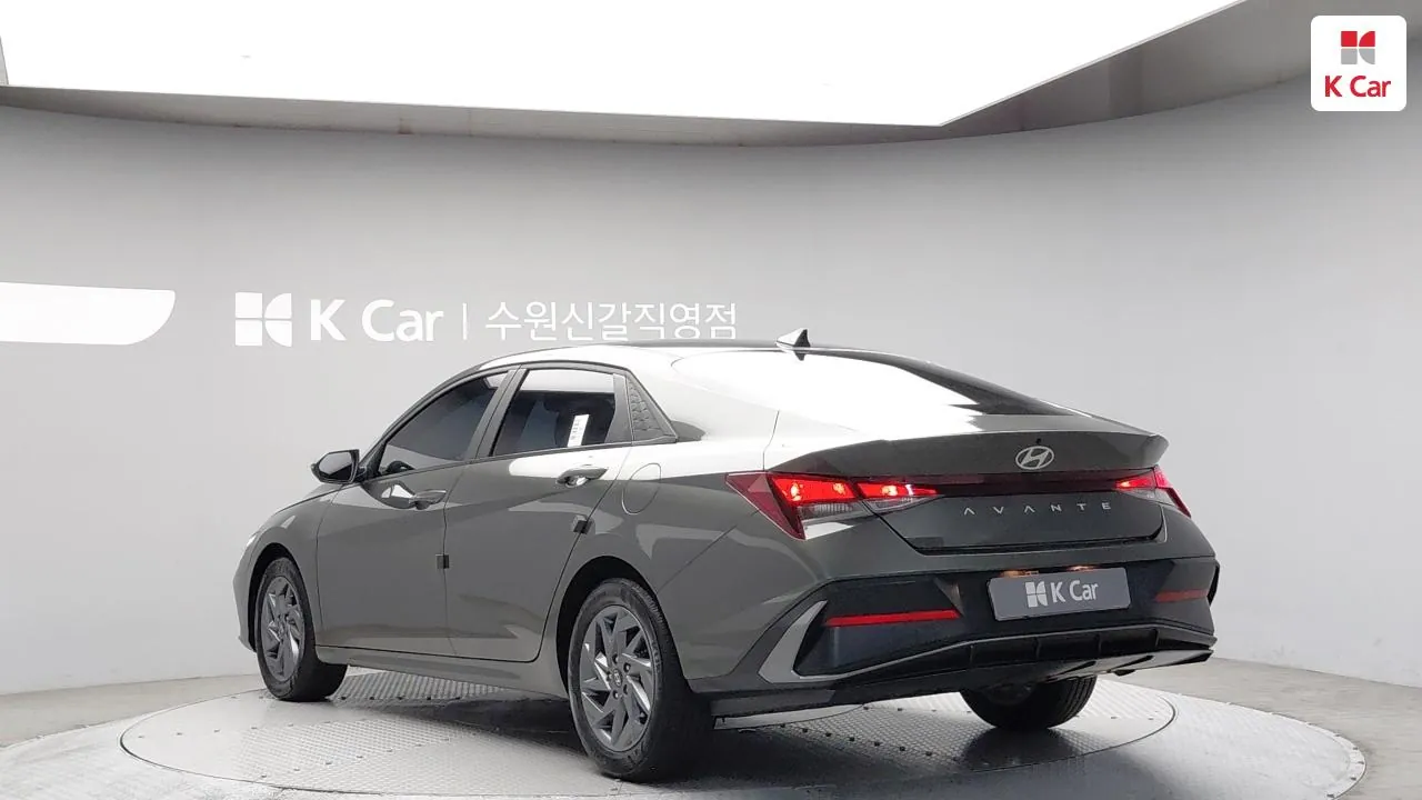 Hyundai Avante 2024 photo 4