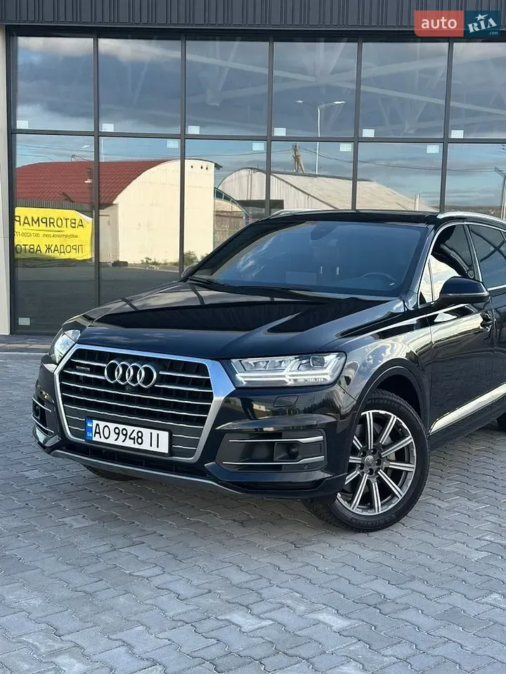 Audi Q7 2017 photo 5