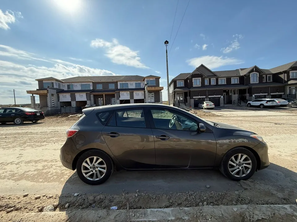 Mazda 3 2013 photo 4