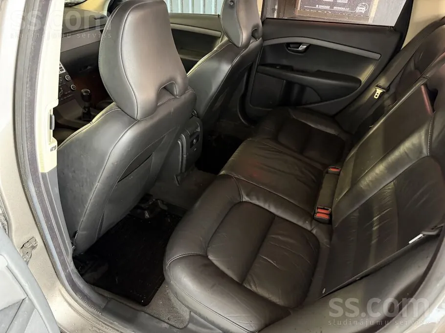Volvo V70 2008 photo 5